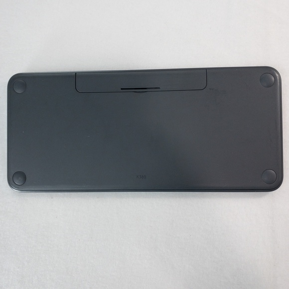 Logitech K380 Multi-Device Ultra Thin Wireless Bluetooth Keyboard Android IOS - Picture 3 of 6